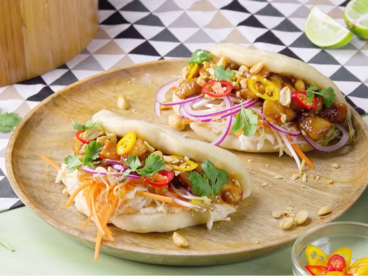 Bao Bun Burger: East Meets West For A Delicious Meal