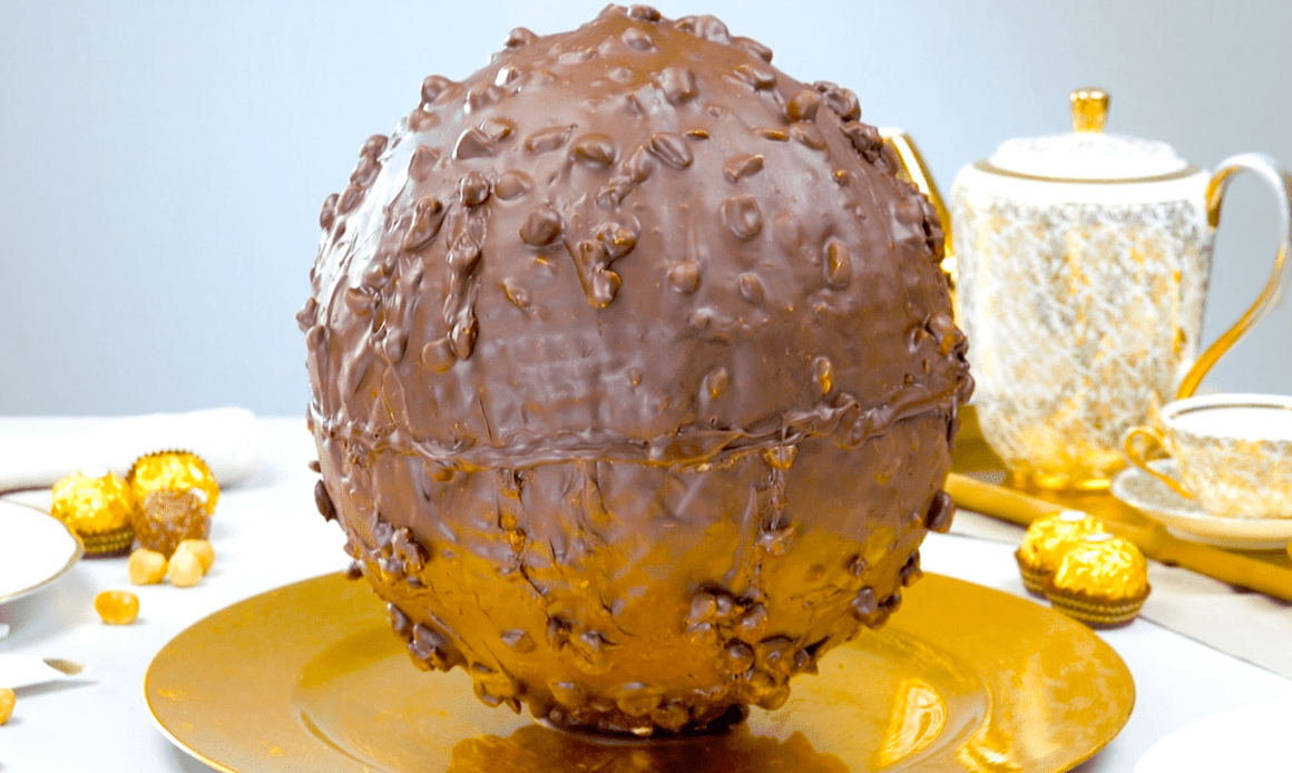 Giant Ferrero Rocher Chocolate Ball Giant Ferrero Rocher Chocolate Ball