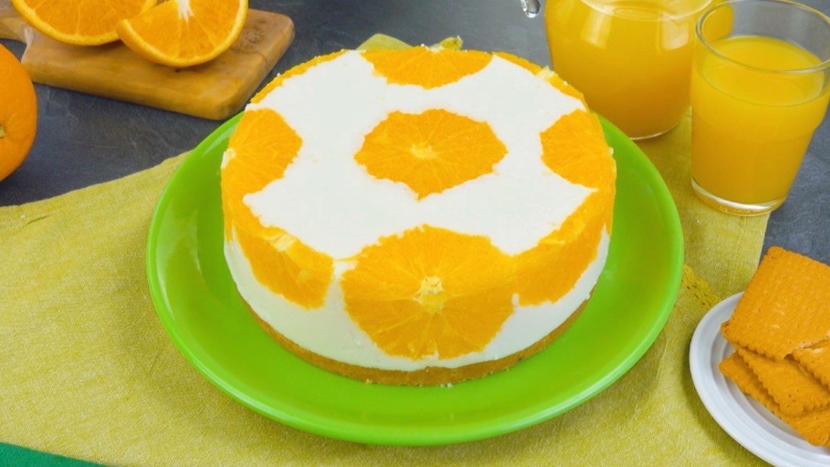 Orange No-Bake Cake
