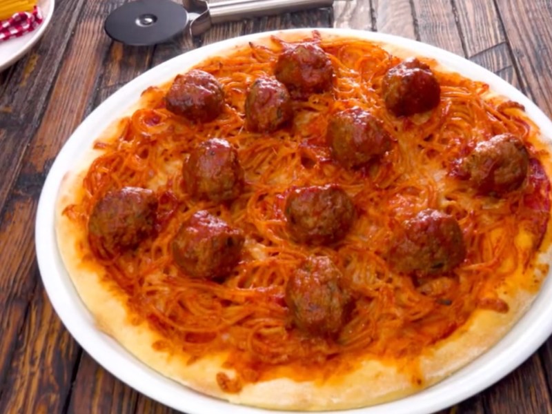 Spaghetti & Meatballs Pizza