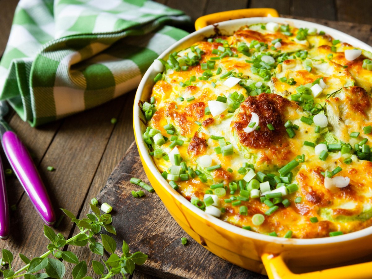 Creamy Potato and Zucchini Casserole for the Whole Family